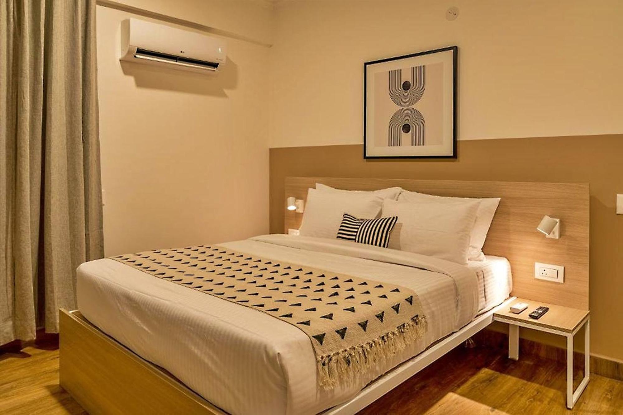Hotel Sunlight Inn New Delhi Exterior photo