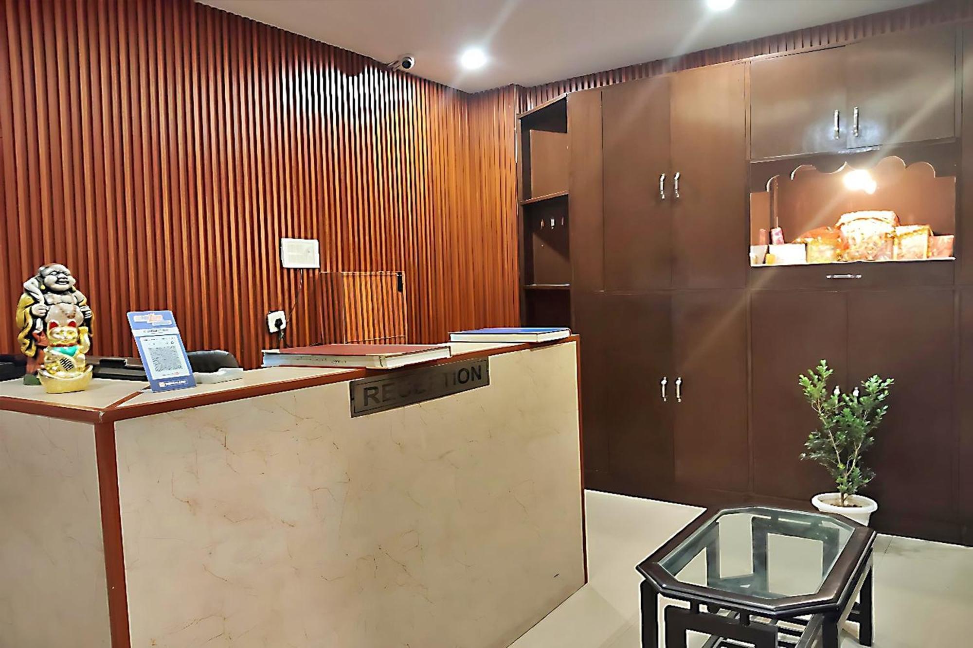 Hotel Sunlight Inn New Delhi Exterior photo